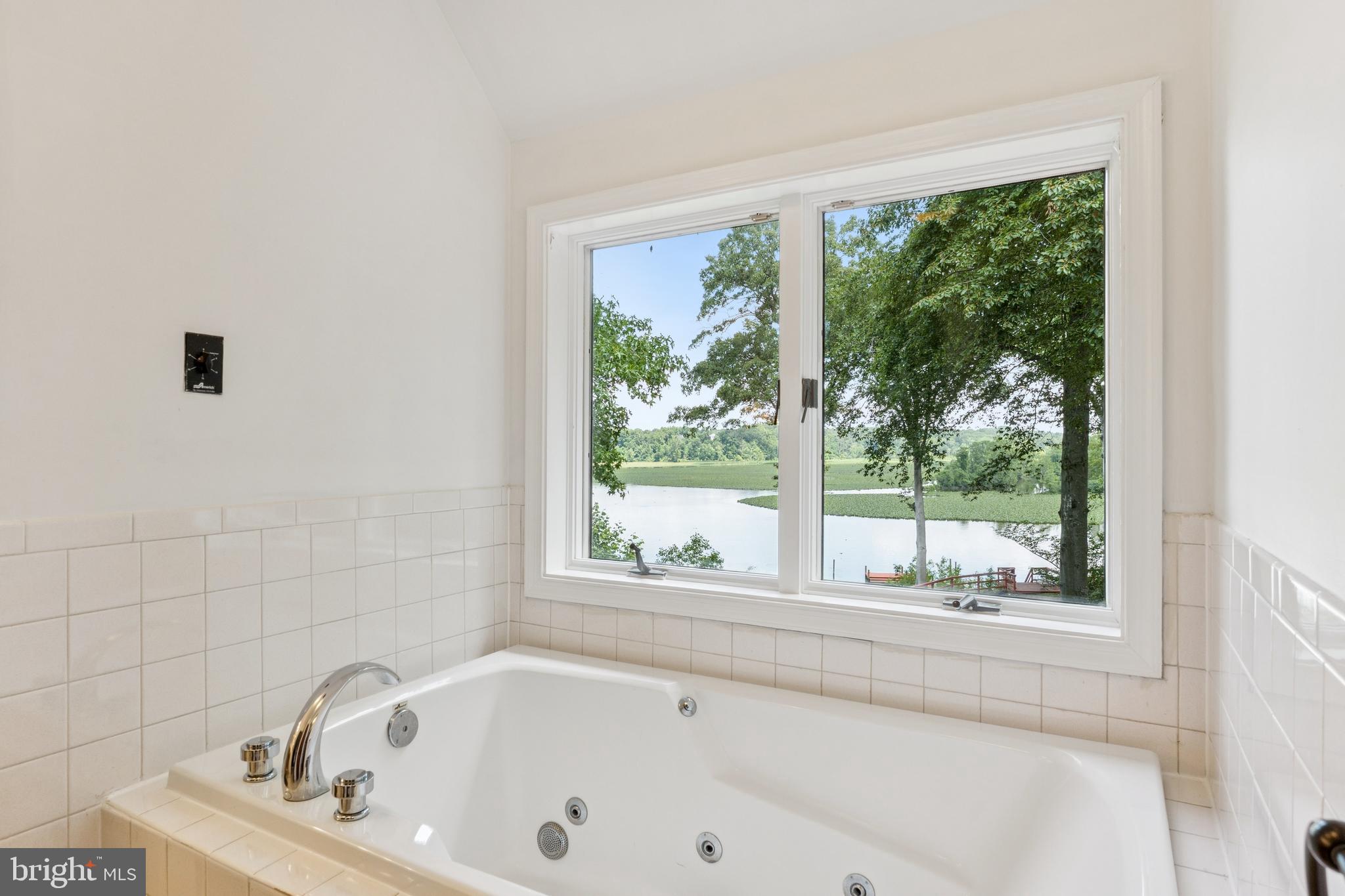 10602 Cannonview Ct