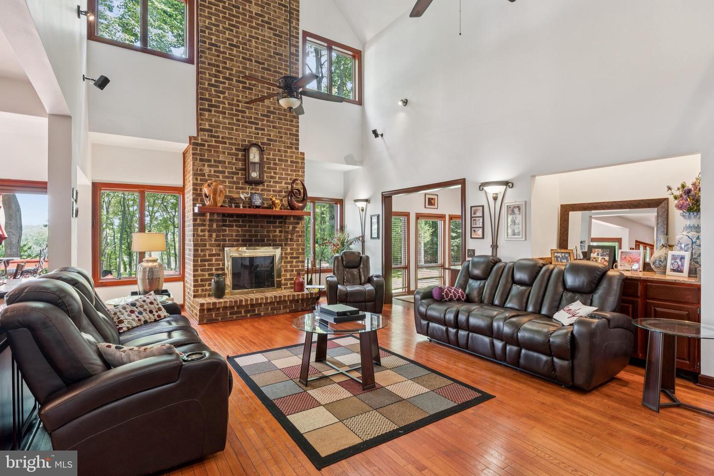 10602 Cannonview Ct