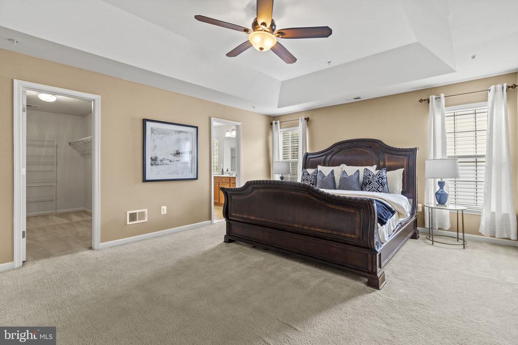 8806 NANCY LANE