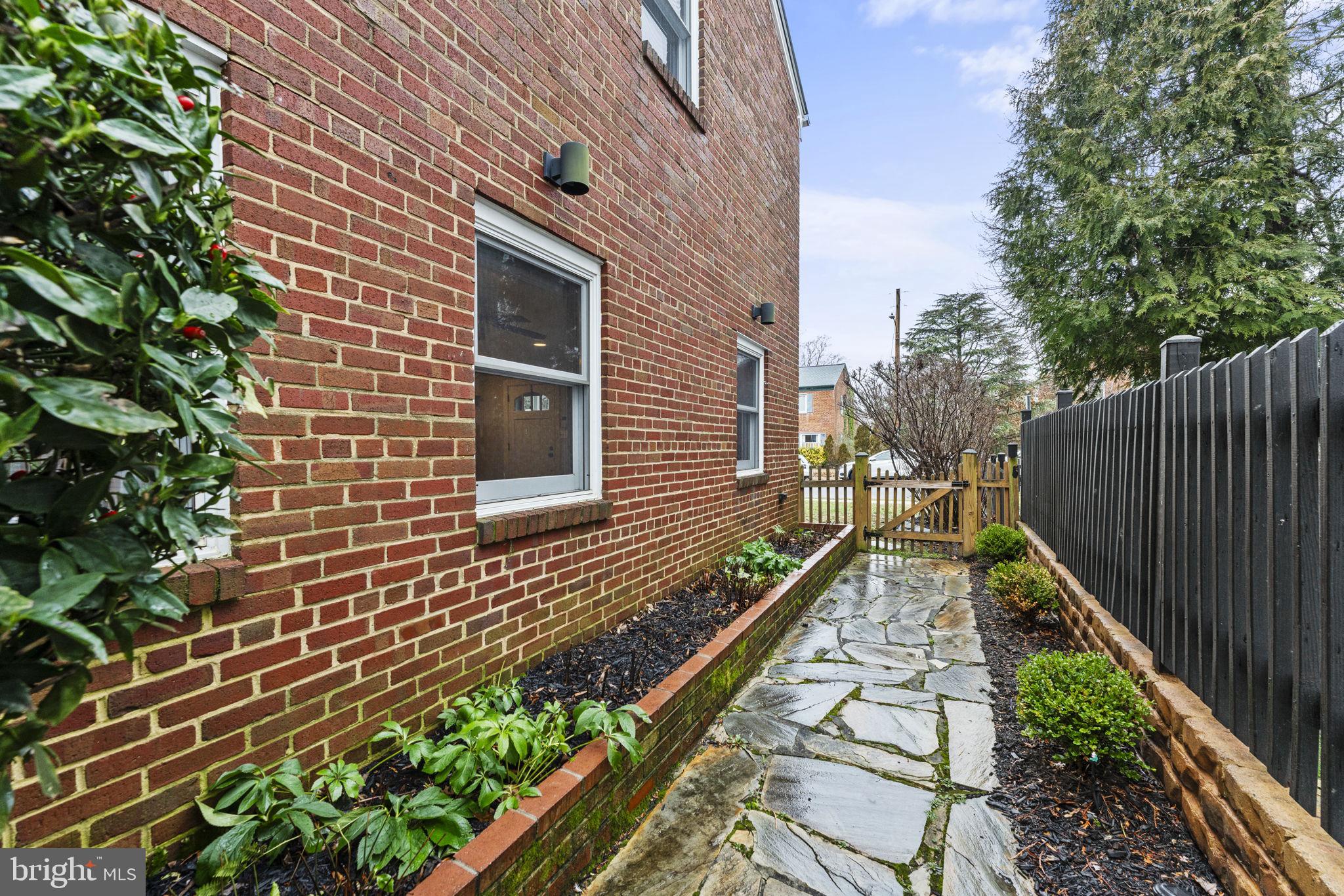 113 Mount Vernon Ave