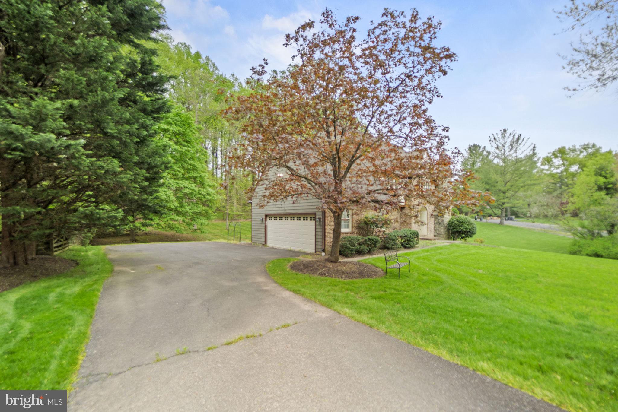 10317 Hickory Forest Dr