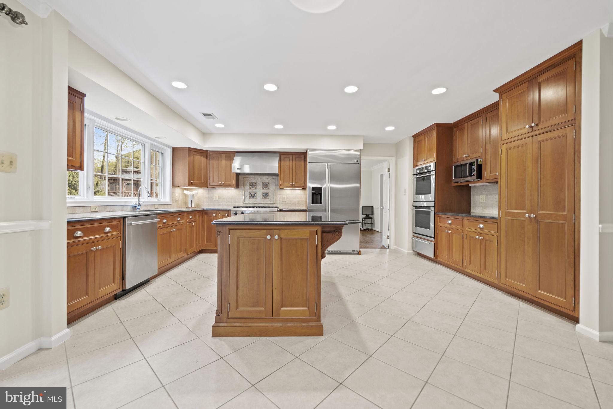 10317 Hickory Forest Dr
