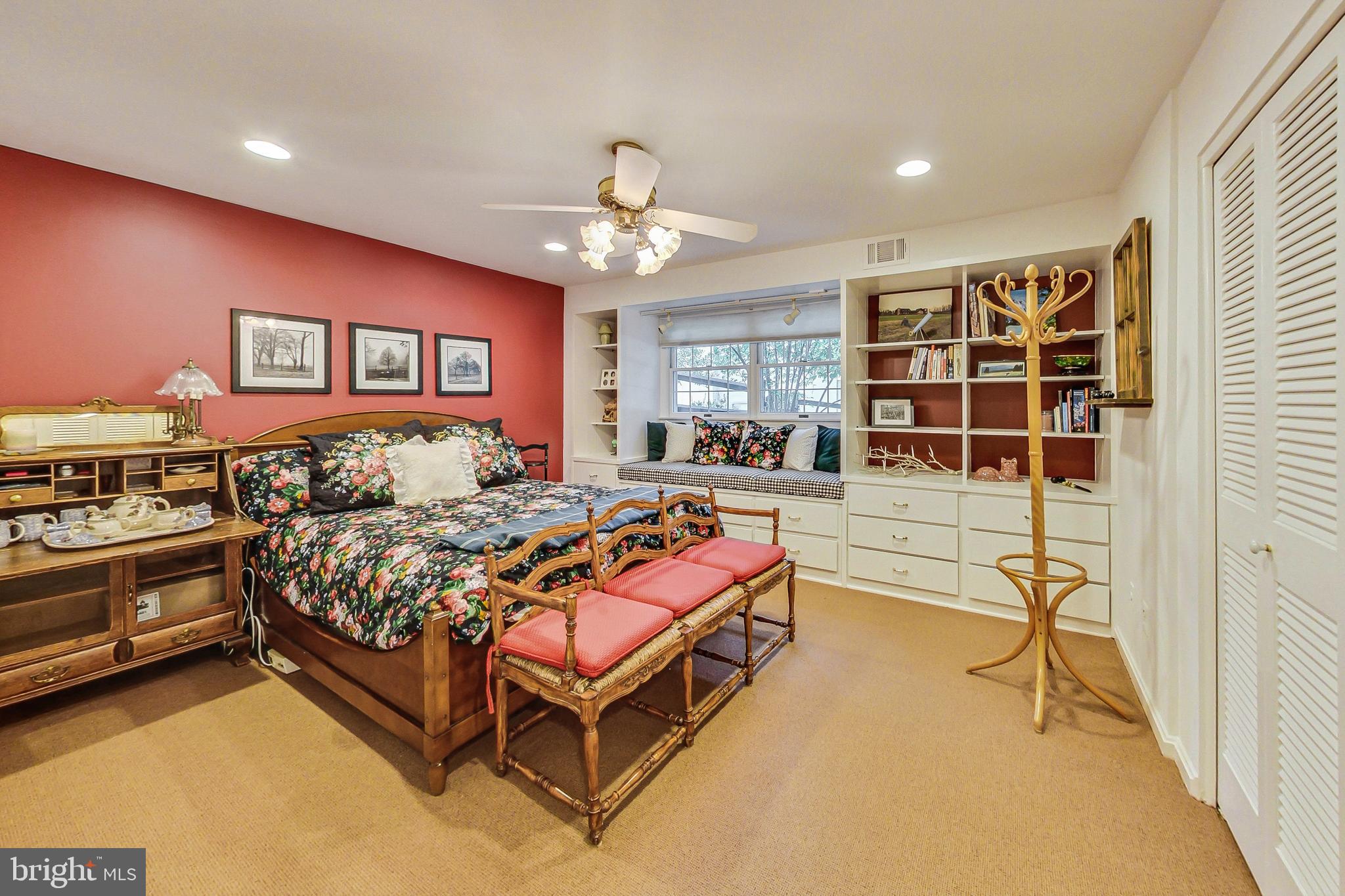 9207 Coronado Ter