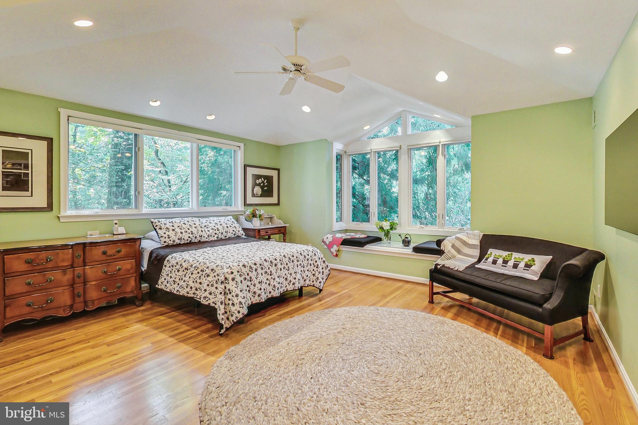 9207 Coronado Ter