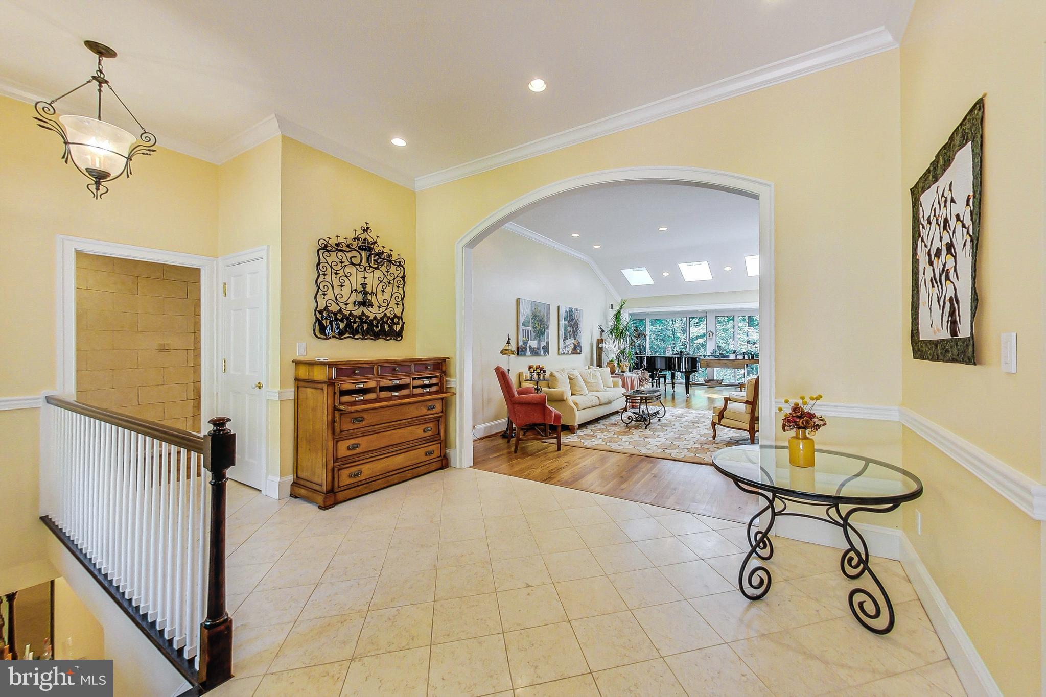 9207 Coronado Ter