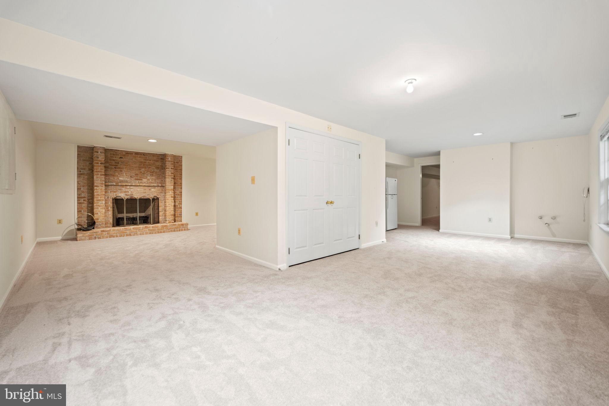 10317 HICKORY DRIVE