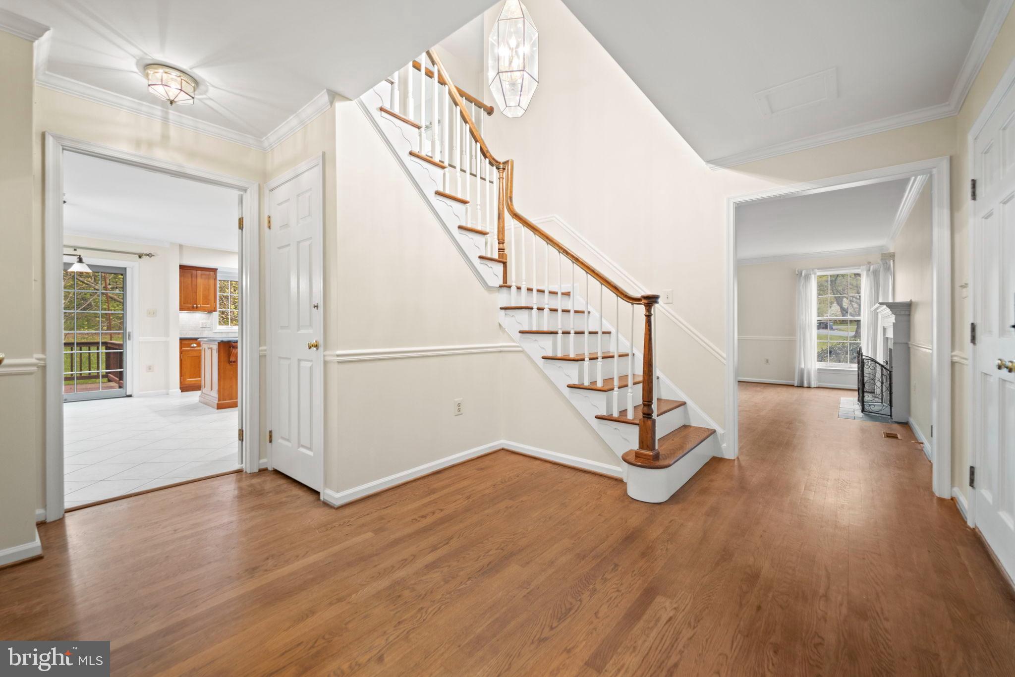 10317 HICKORY DRIVE