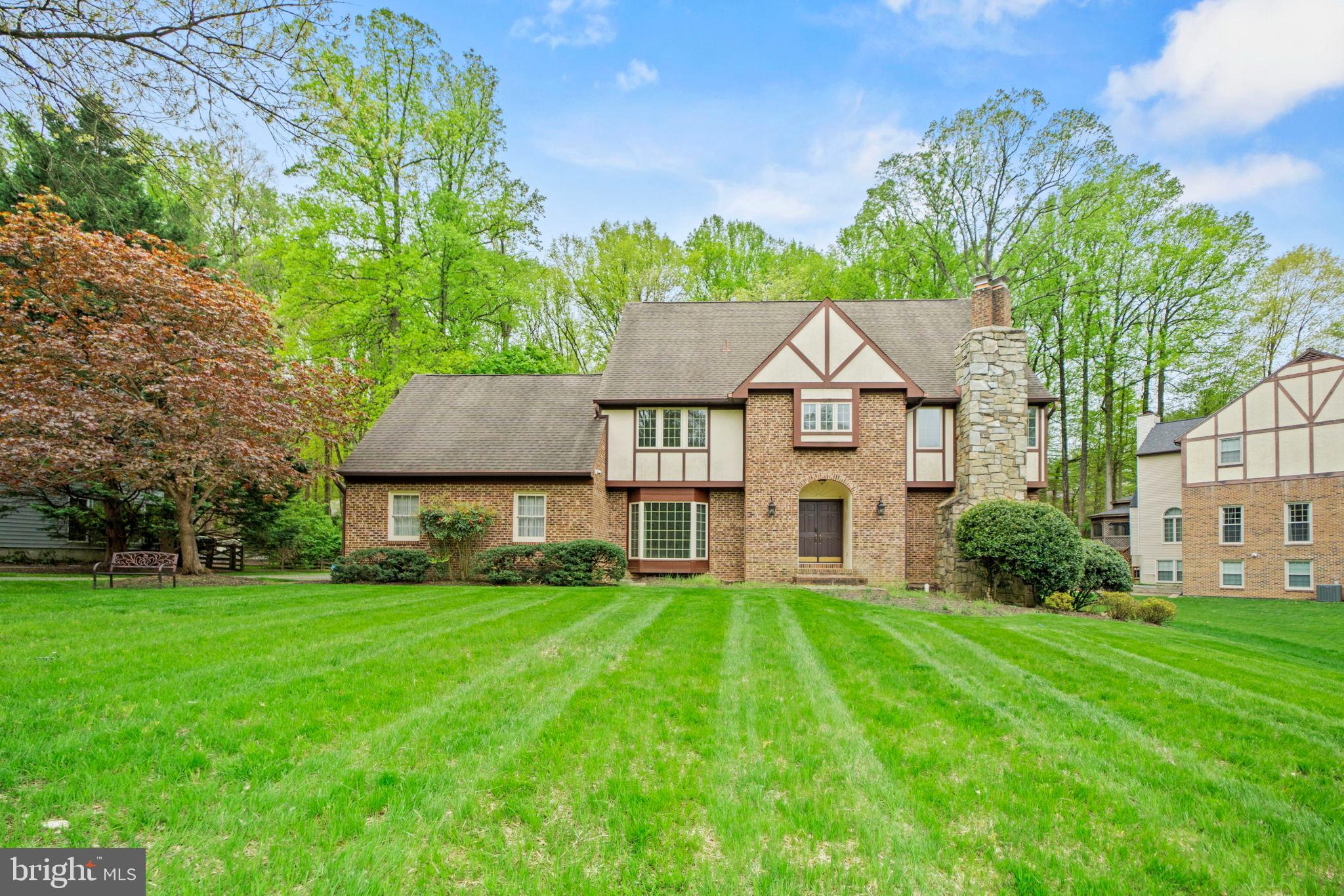 10317 HICKORY DRIVE
