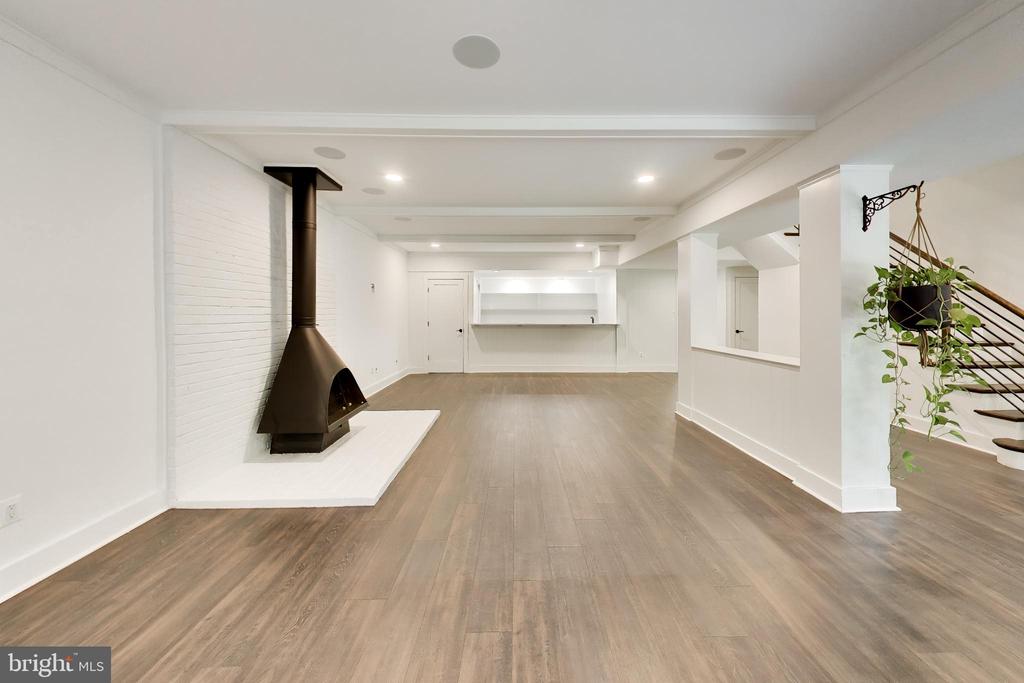 704 BLUEBERRY HILL ROAD