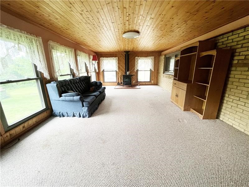 9350 Clubview Dr