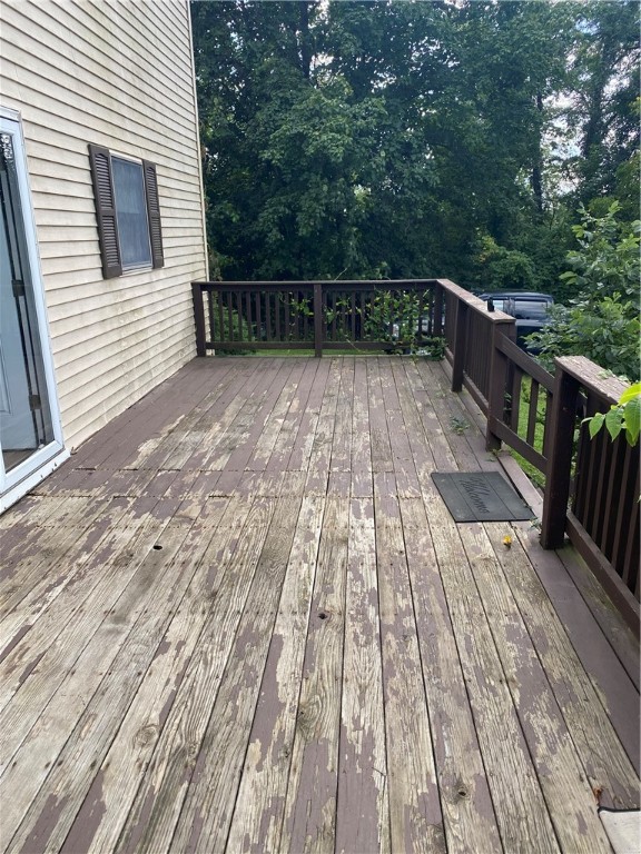 182 Upper Heckman Rd