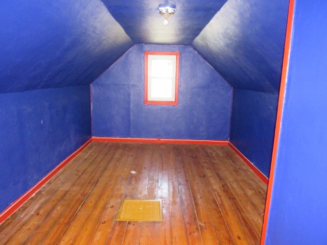 1008 Universal Rd