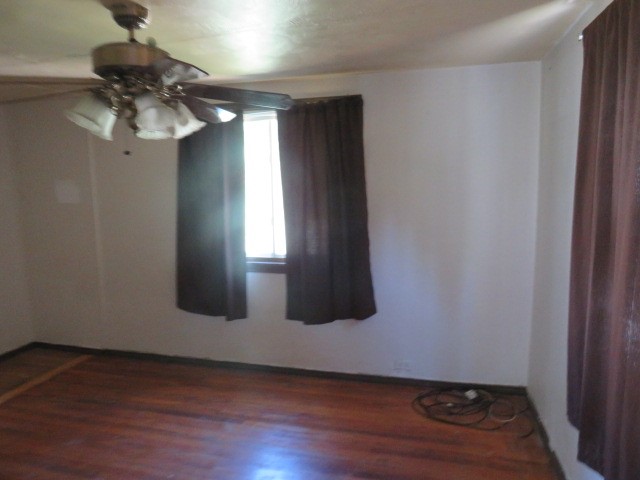 1008 Universal Rd