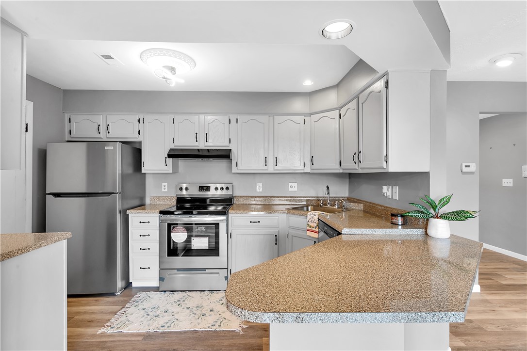 7251 Beacon Hill DR.