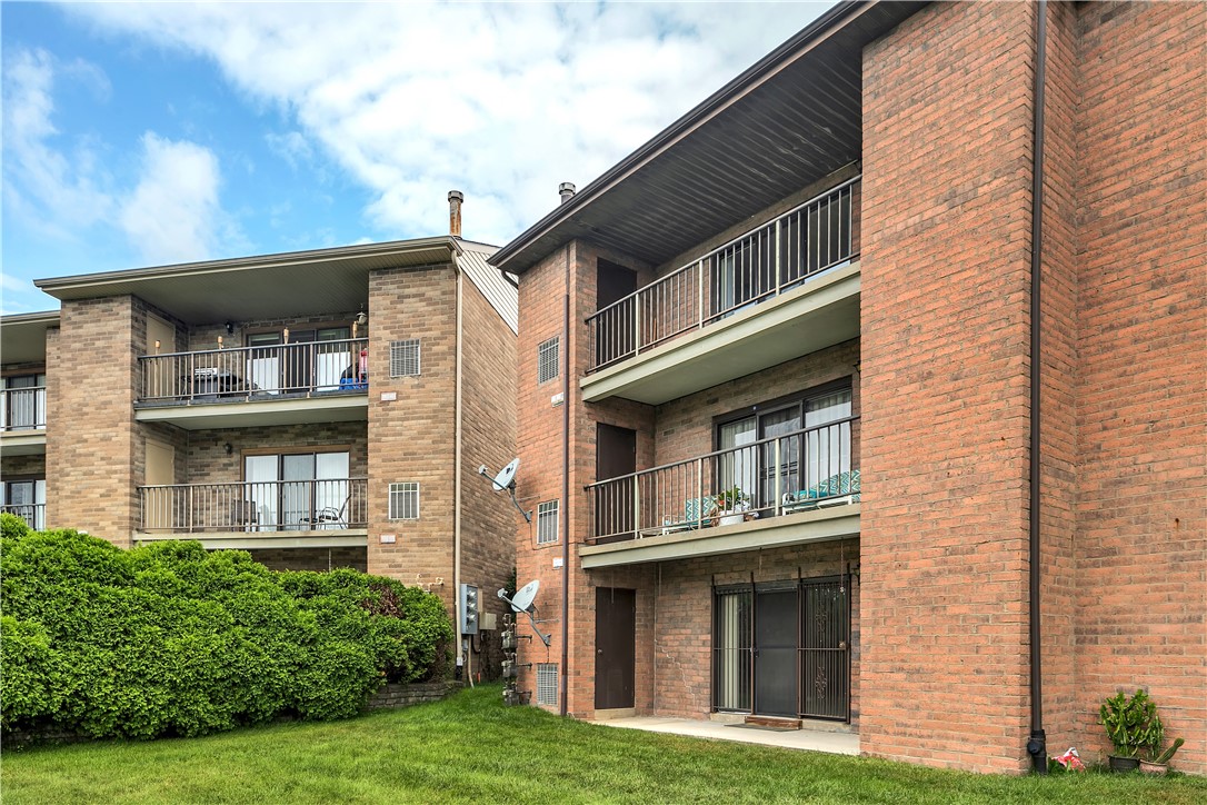 7251 Beacon Hill DR.