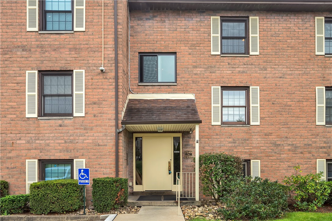 7251 Beacon Hill DR.