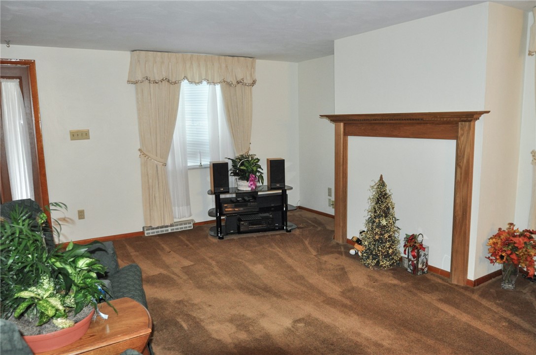 1005 Walnut St.