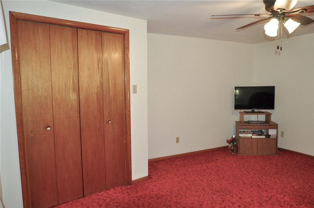 1005 Walnut St.