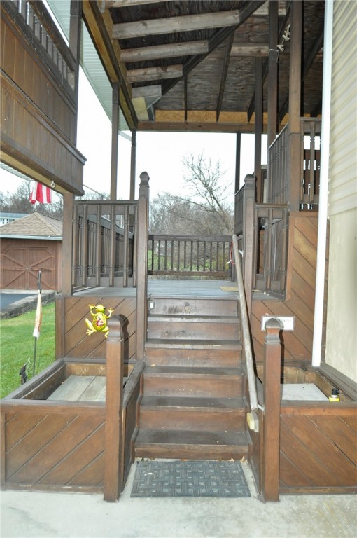 1005 Walnut St.