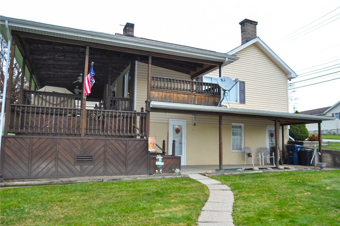 1005 Walnut St.