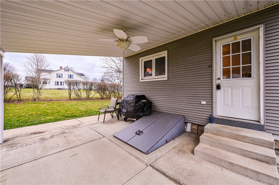 452 Maple Ave