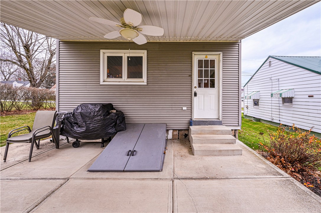 452 Maple Ave