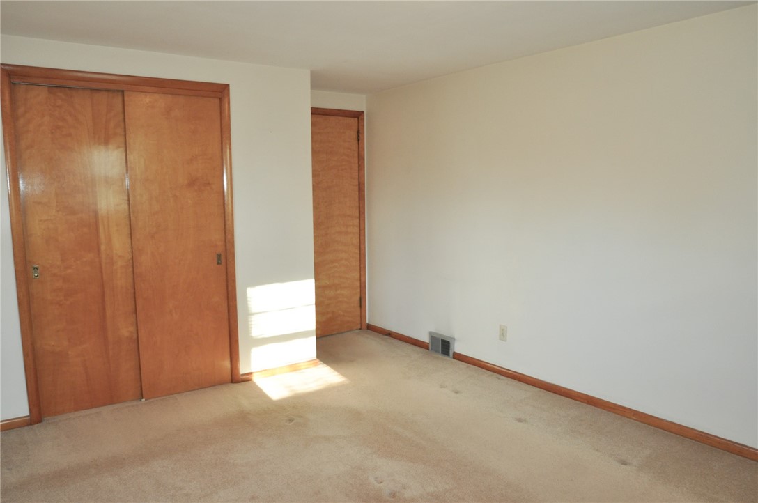 105 Woodland Dr.