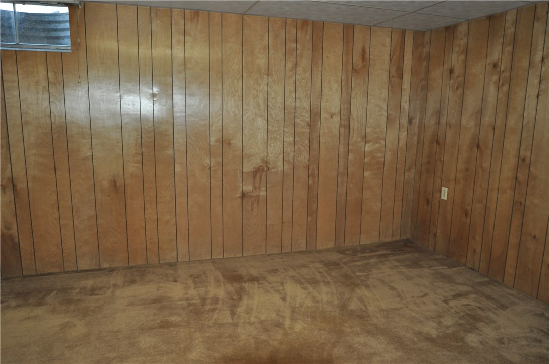 105 Woodland Dr.