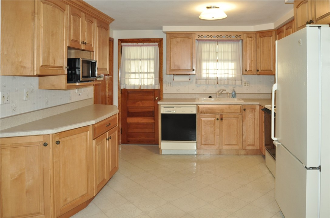 105 Woodland Dr.