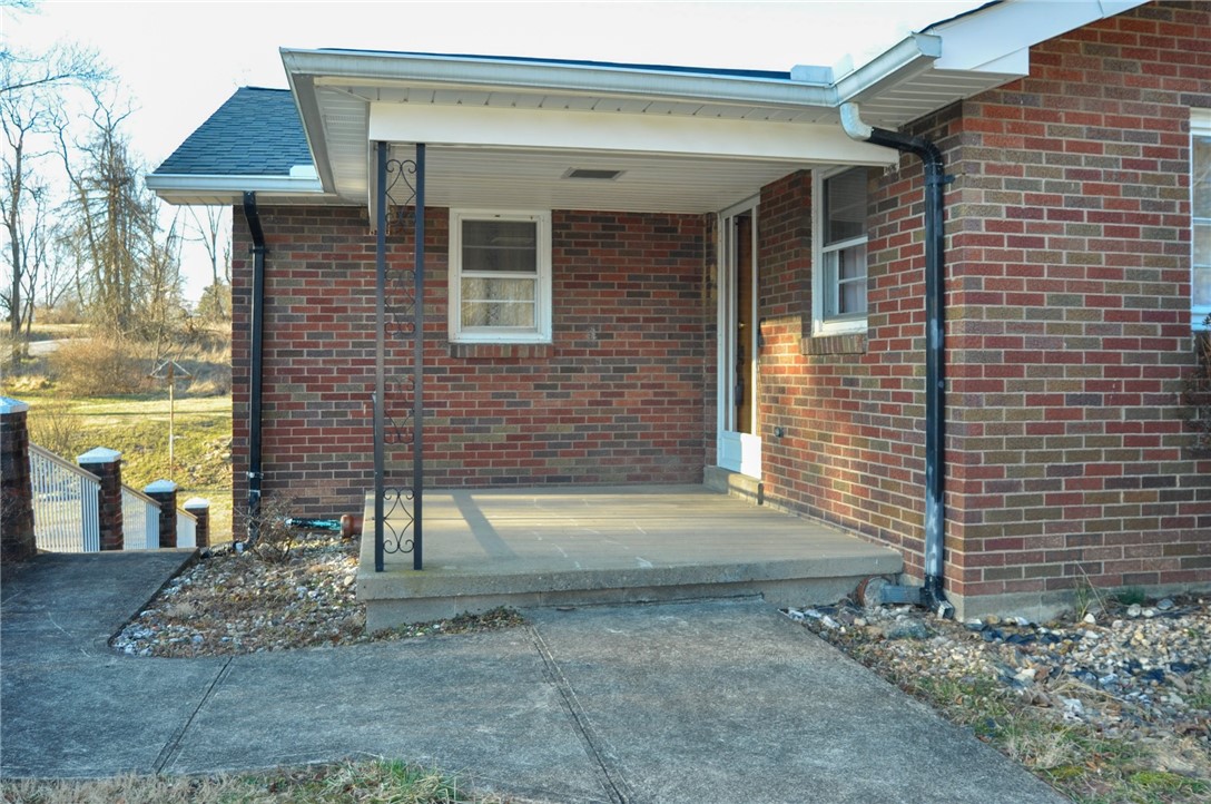 105 Woodland Dr.