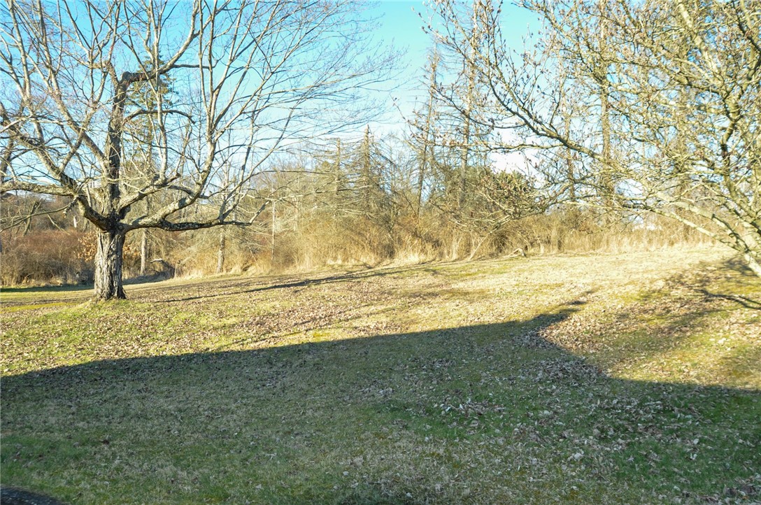 105 Woodland Dr.
