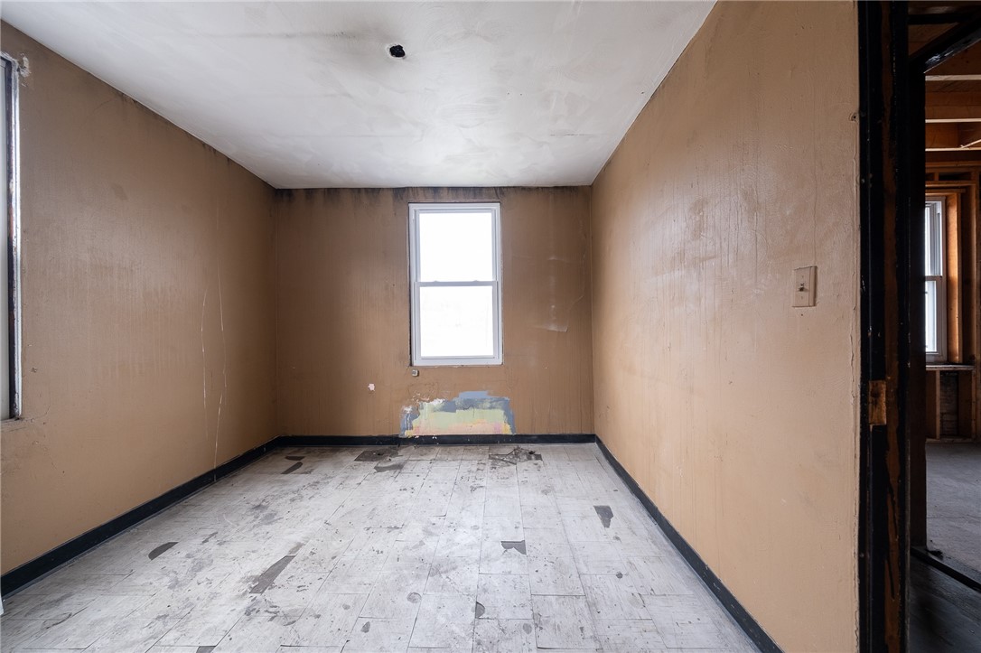 401 Brinton Ave