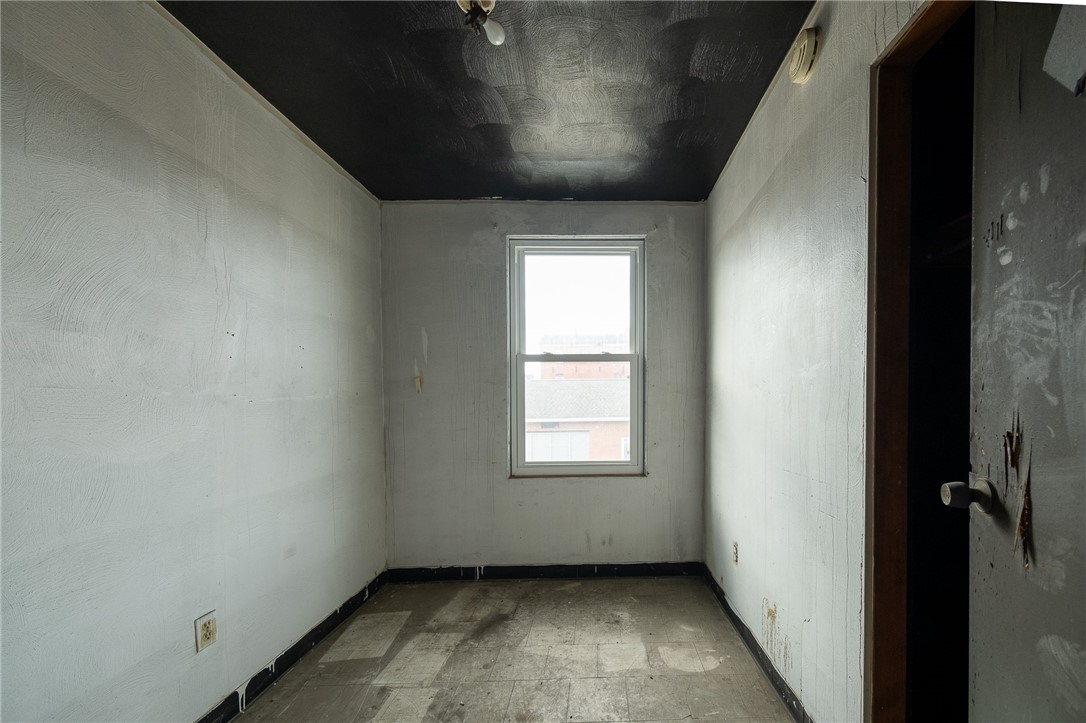 401 Brinton Ave