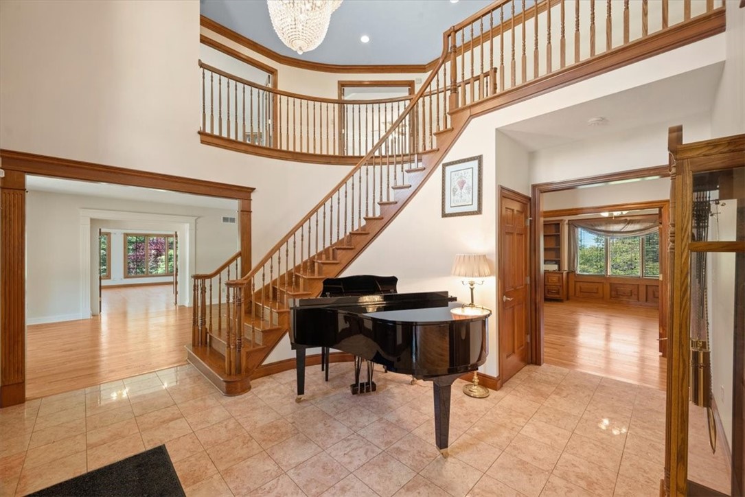 6002 Great Oak Drive