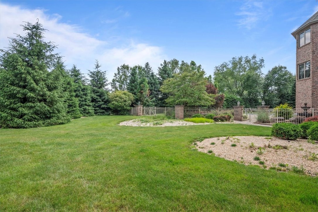 6002 Great Oak Drive