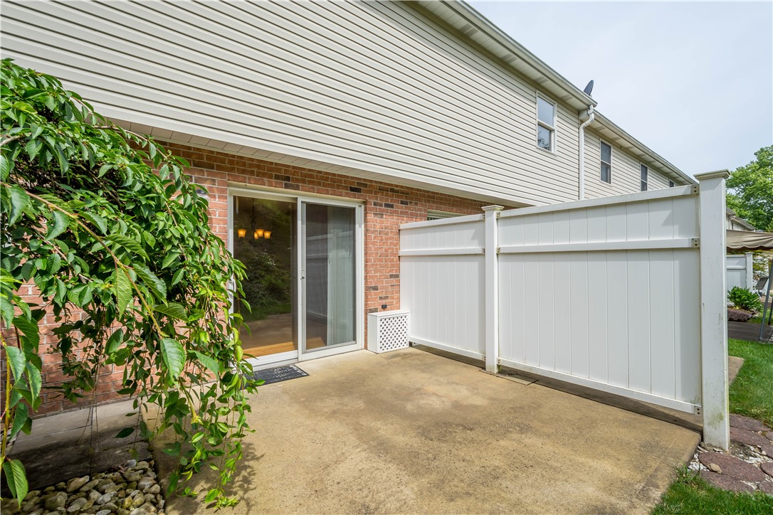 6918 Spring Valley Ln
