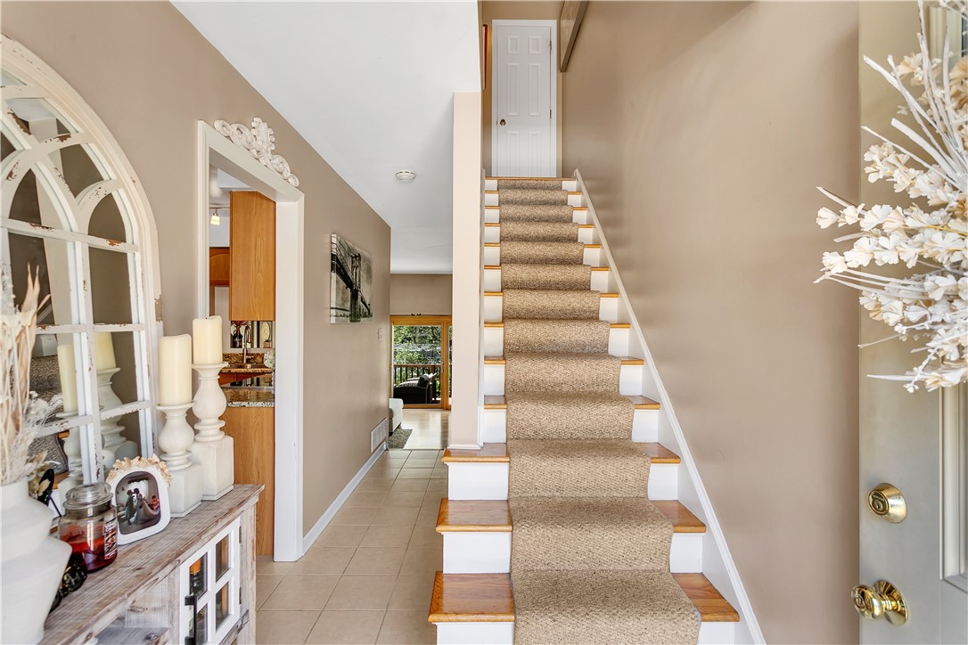 214 Colony Ct. 214