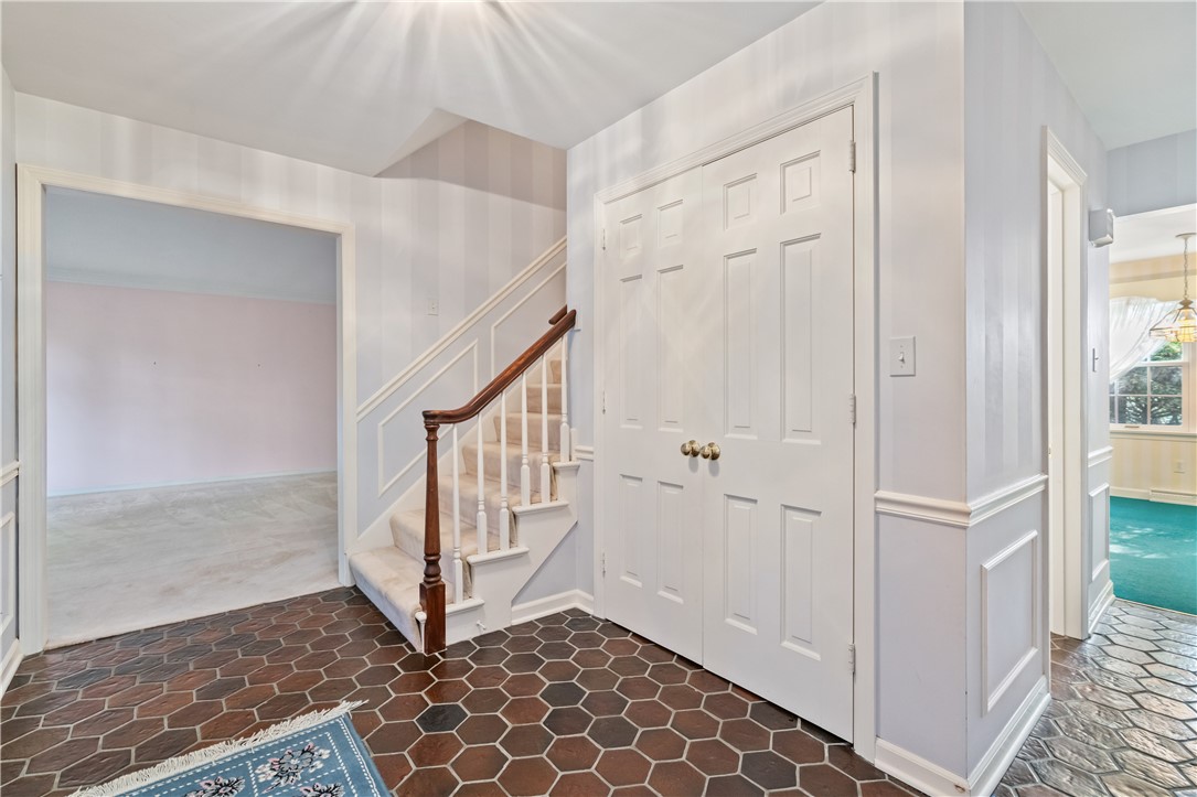 4 Woodland Ave