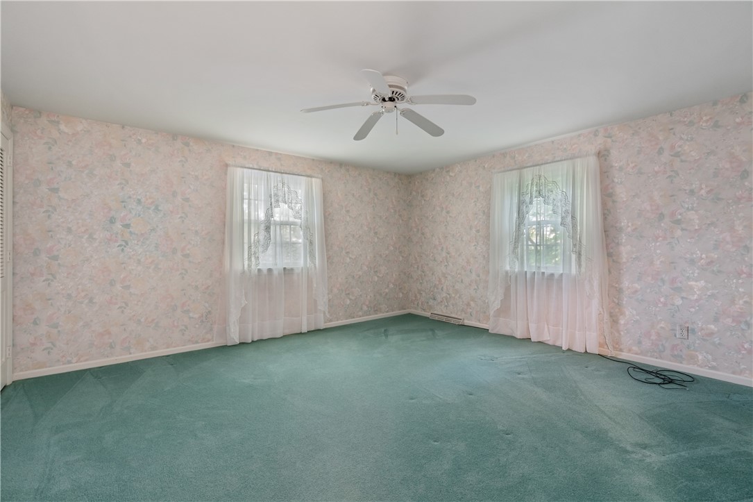 4 Woodland Ave