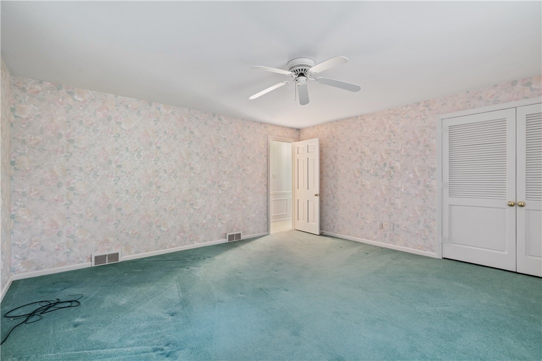 4 Woodland Ave