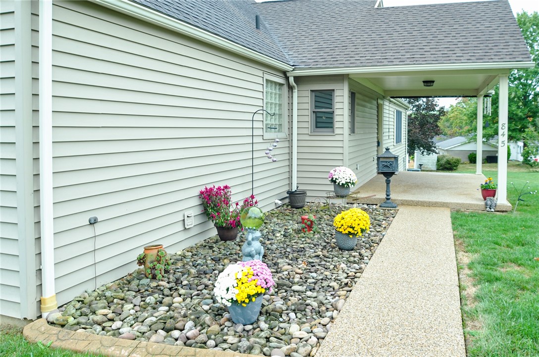 845 Carbon Road