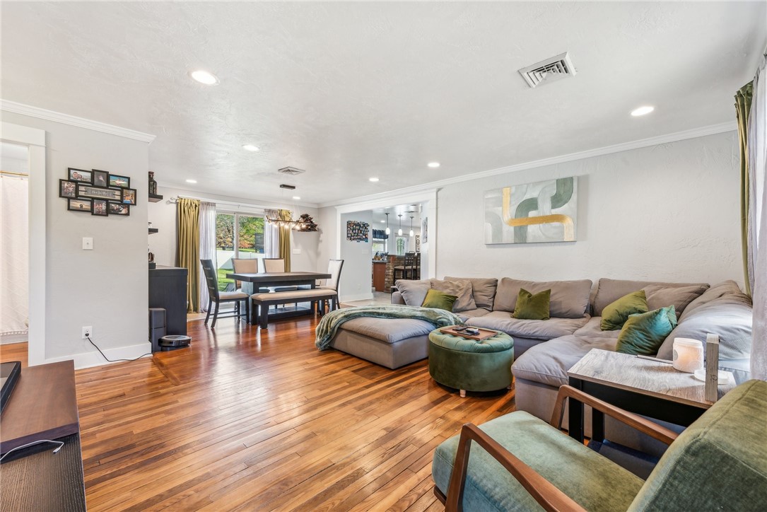 119 Abbe Place