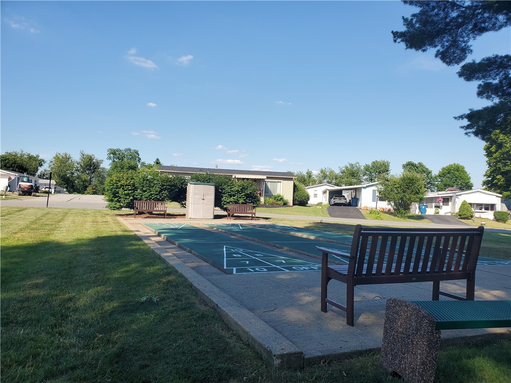 126 Hawthorne Court