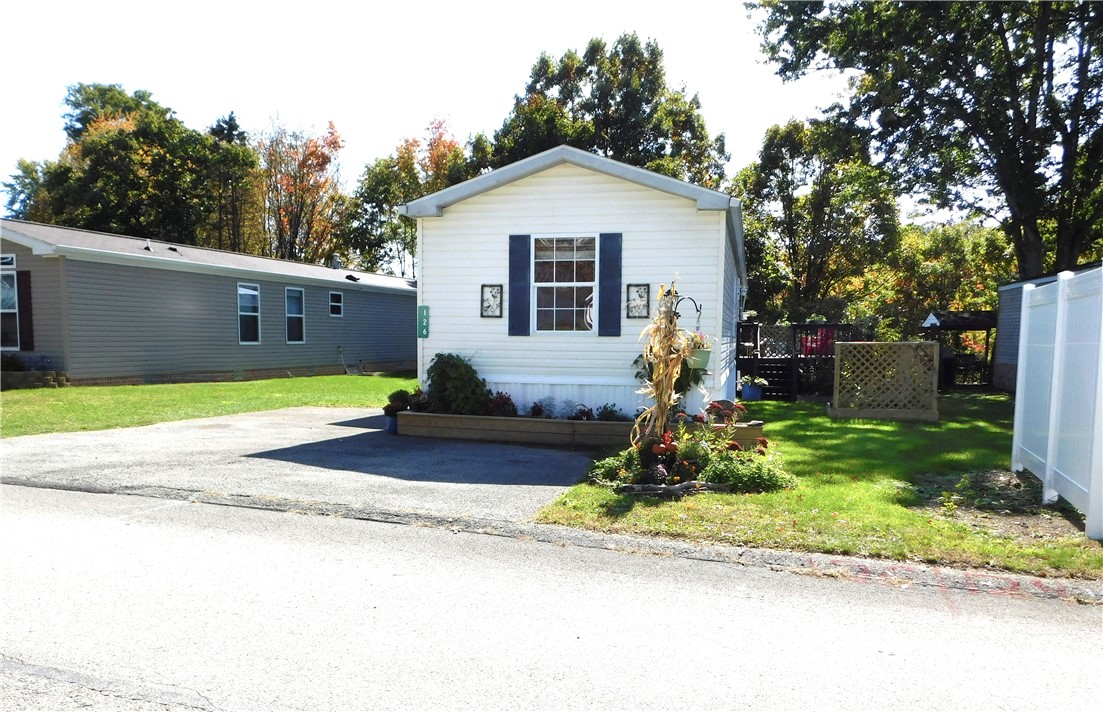 126 Hawthorne Court