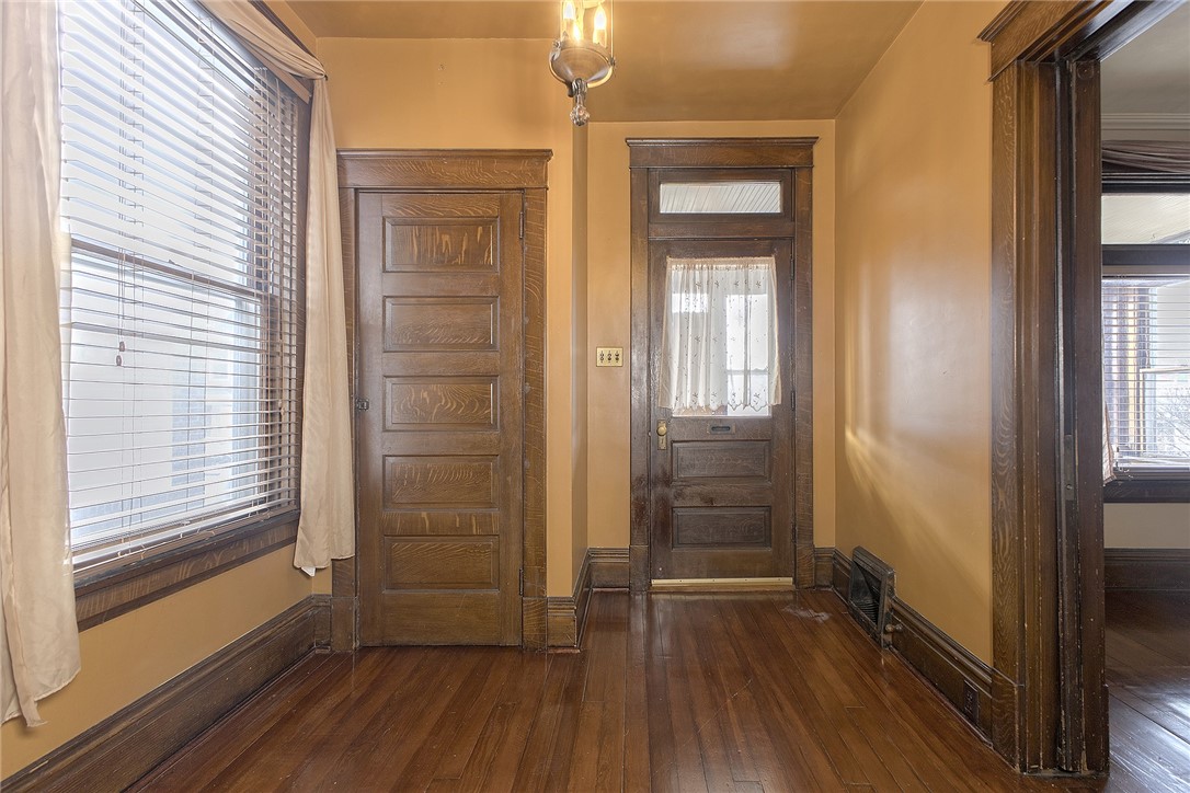 127 S Washington Ave.