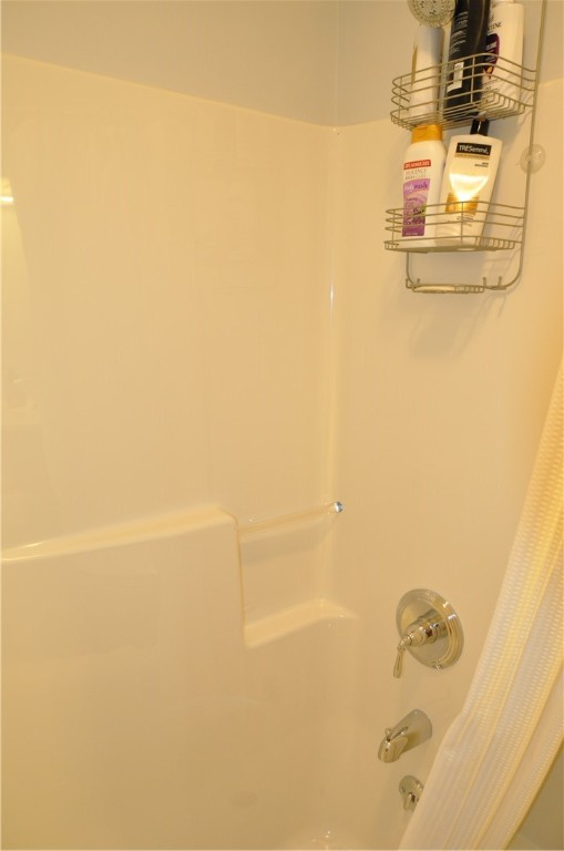 105 Kilowen Square 105