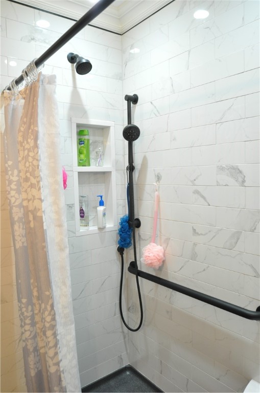 105 Kilowen Square 105