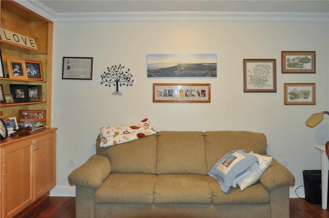 105 Kilowen Square 105