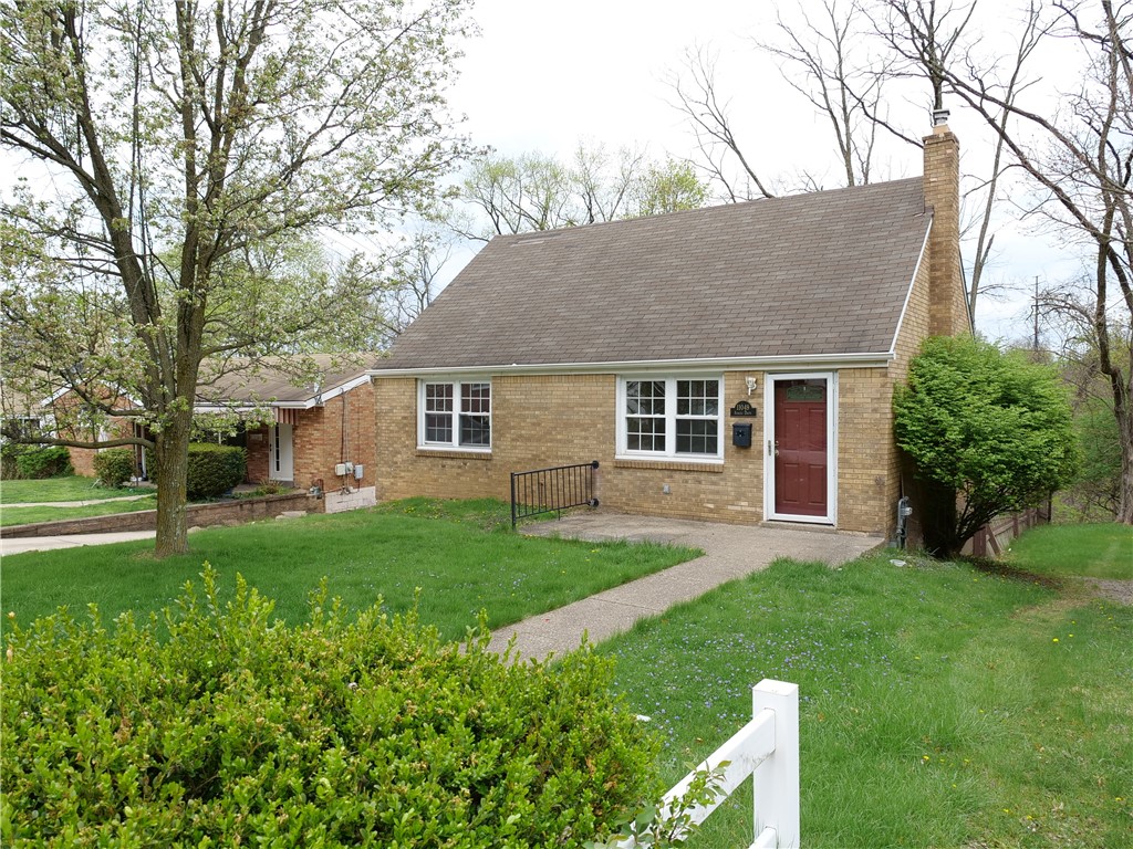 11049 Azalea Dr