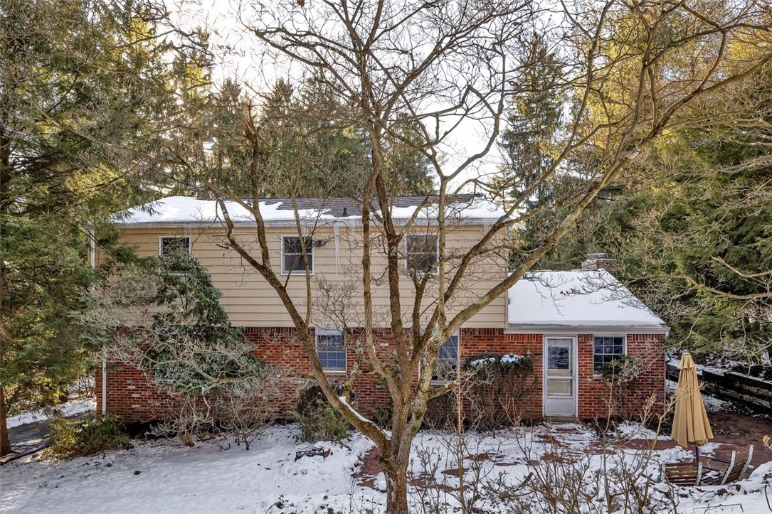4037 Sloanwood Drive